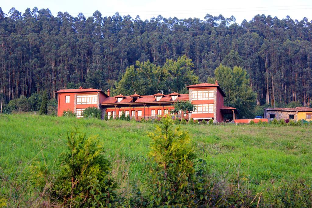 Escuelas De Fuentes Villaviciosa  Exteriör bild