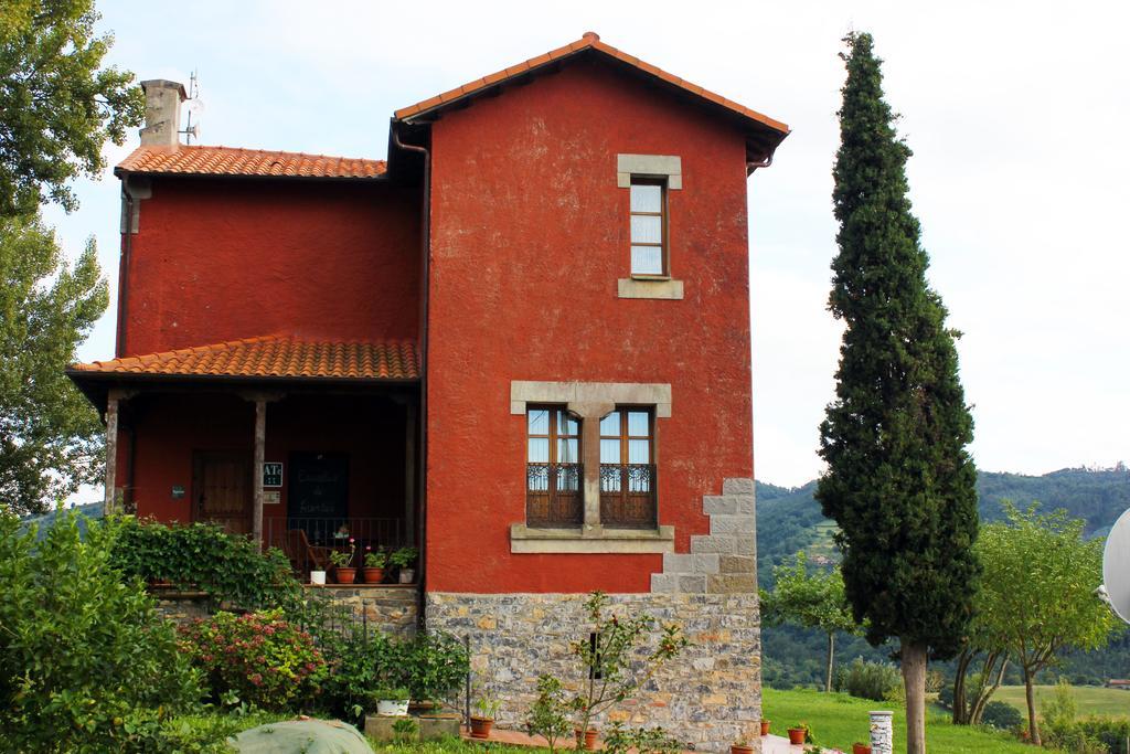 Escuelas De Fuentes Villaviciosa  Exteriör bild