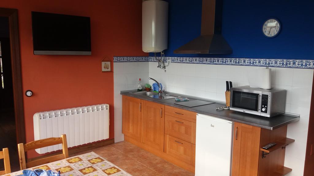Escuelas De Fuentes Villaviciosa  Exteriör bild