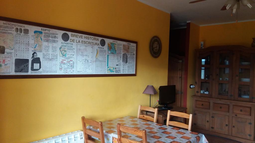 Escuelas De Fuentes Villaviciosa  Exteriör bild